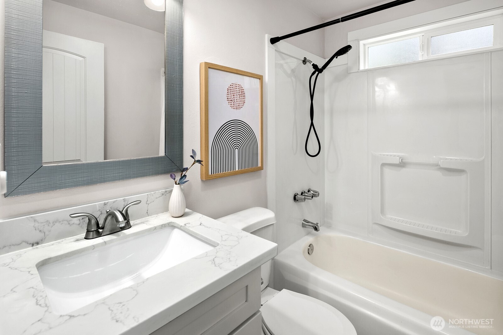 property viewer photo 10
