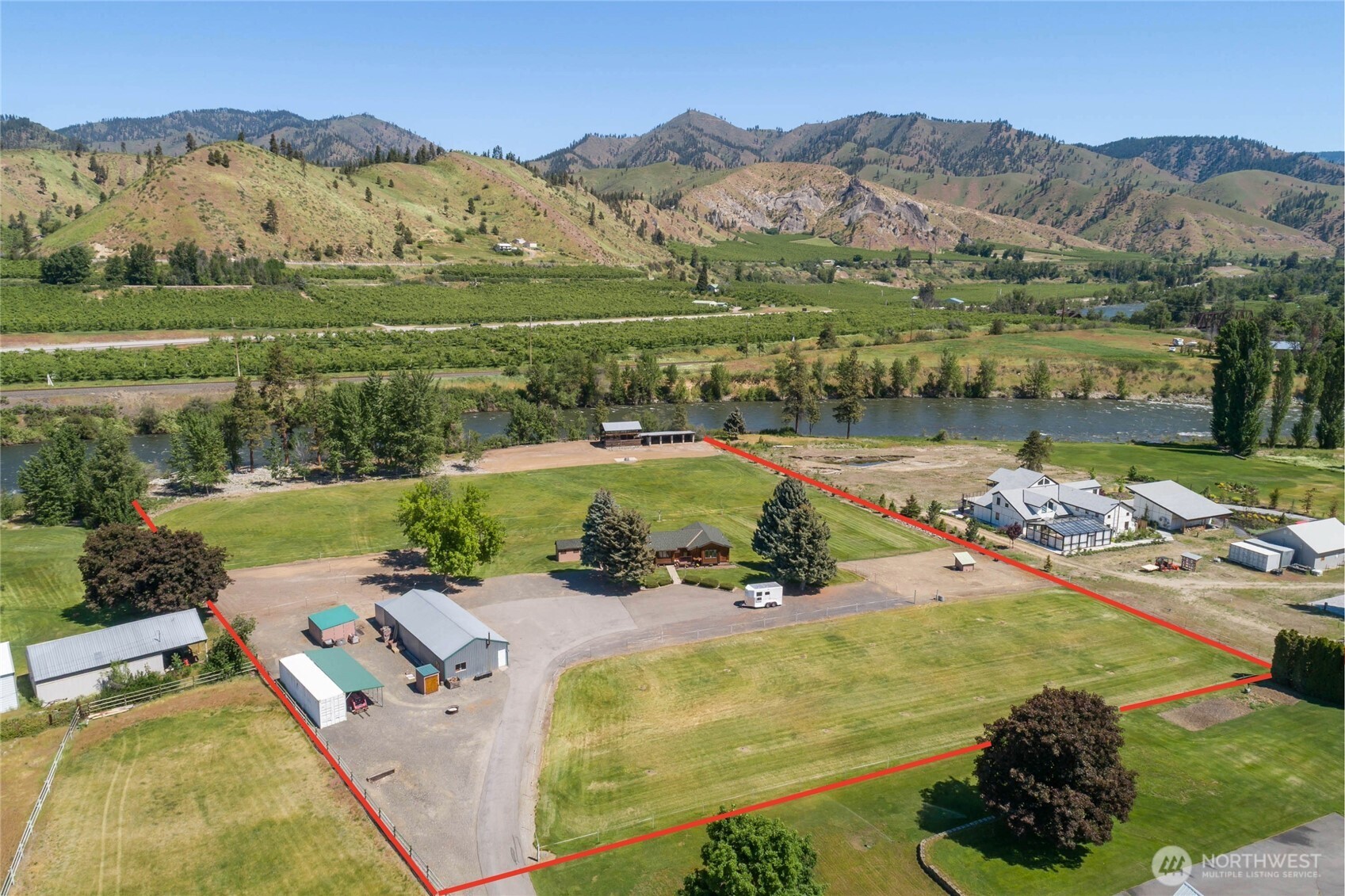 main property photo 5