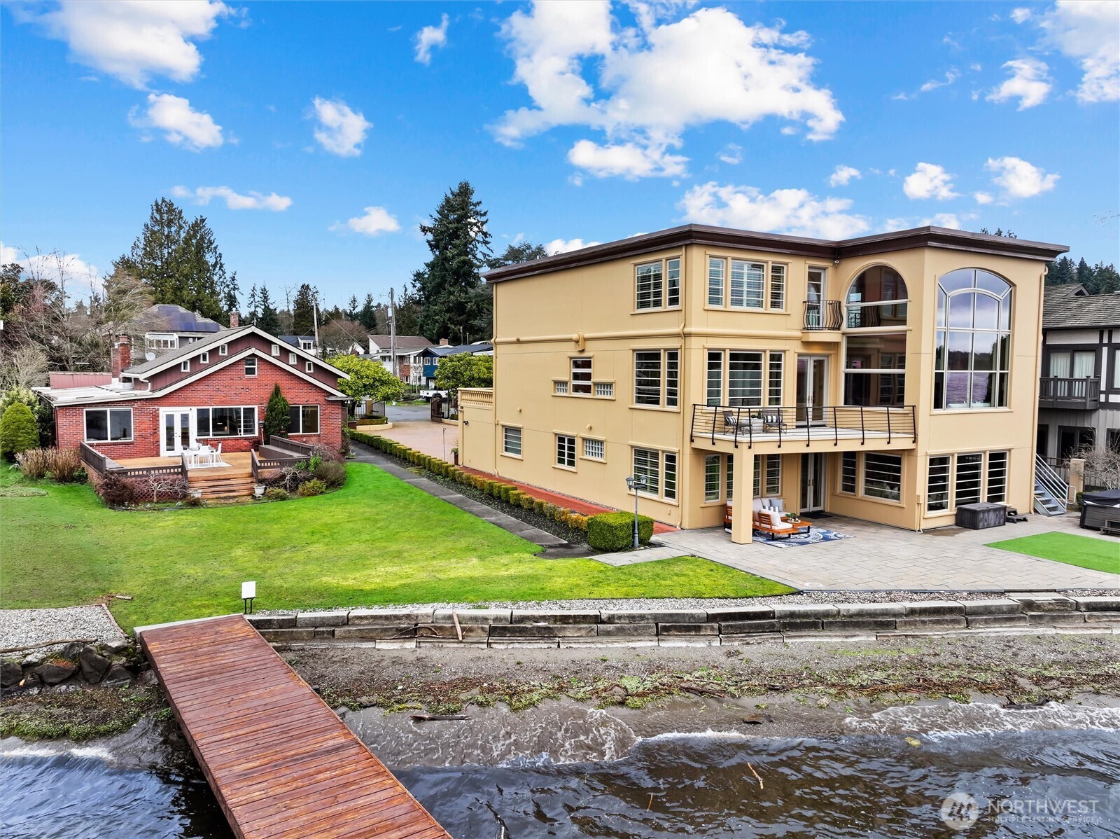 main property photo 22