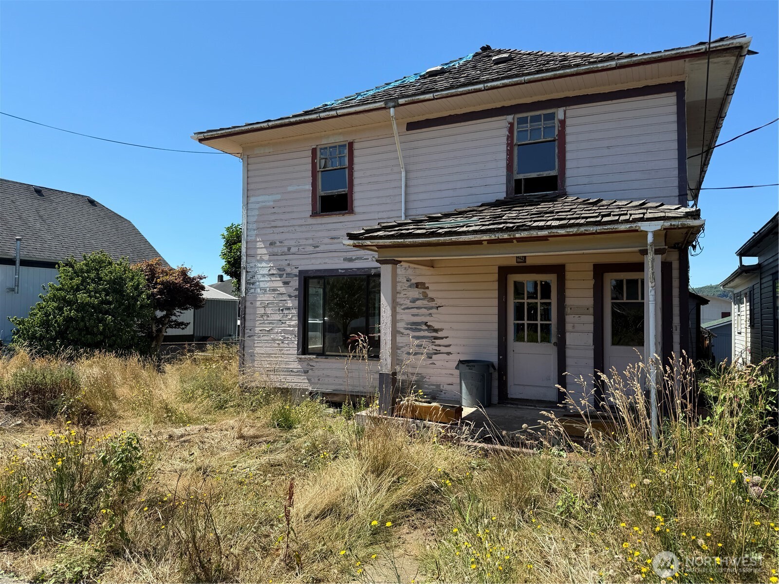 main property photo 24