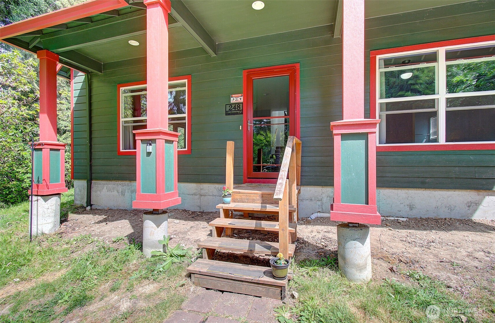 main property photo 3