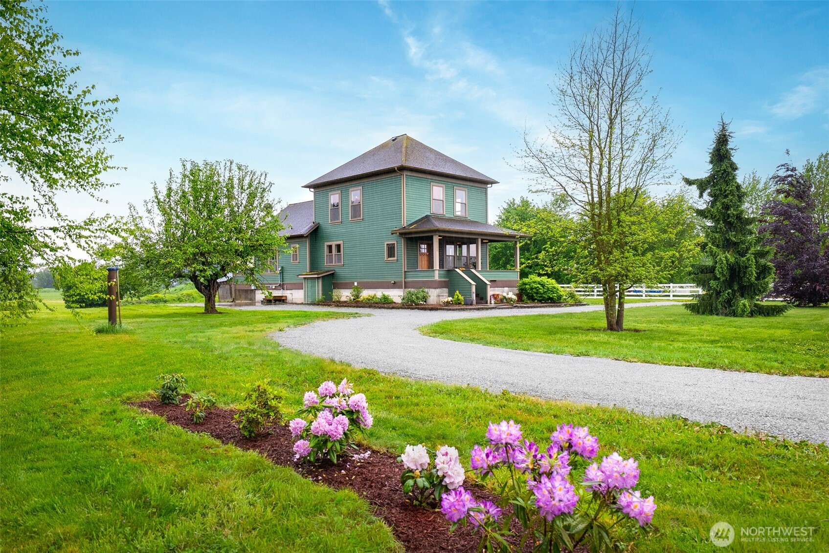 main property photo 2
