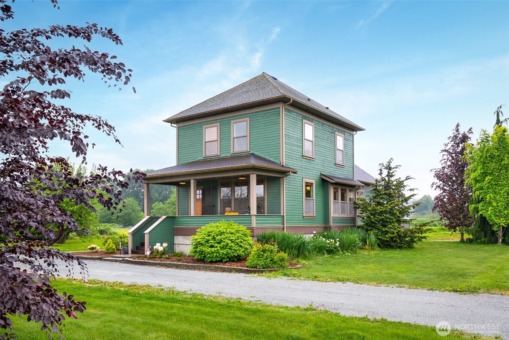 main property photo 34