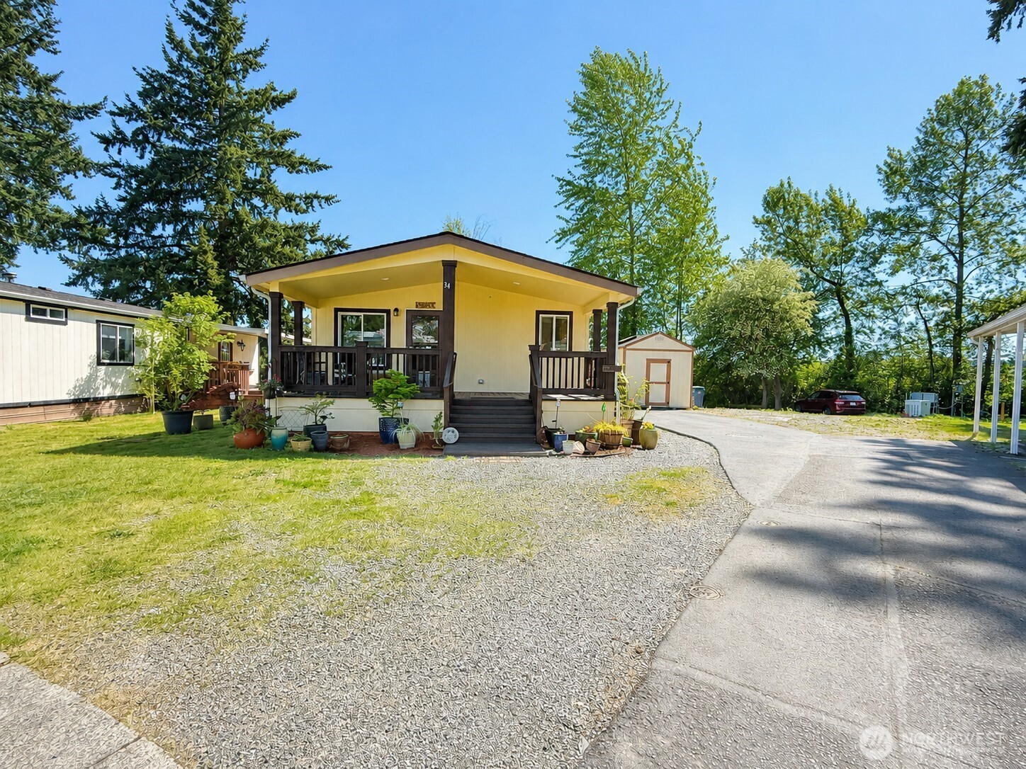 main property photo 16