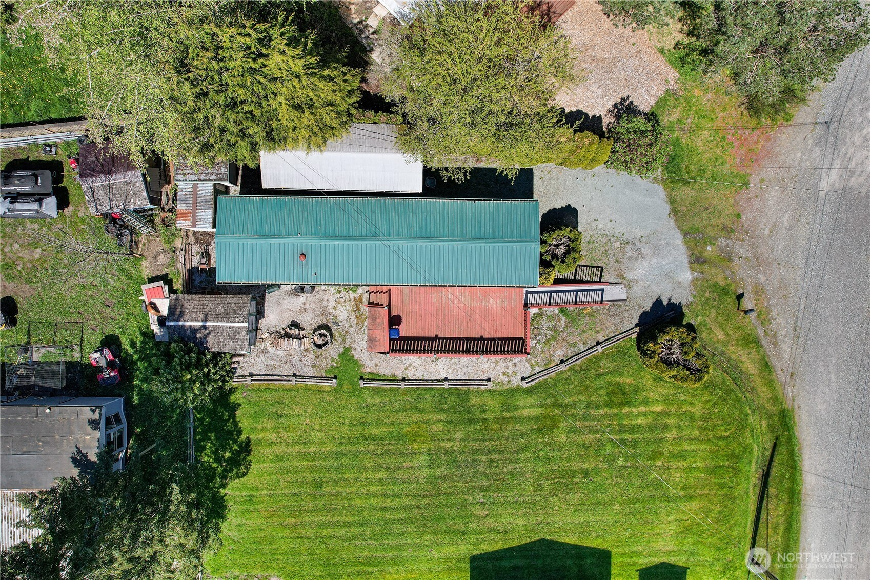 main property photo 24