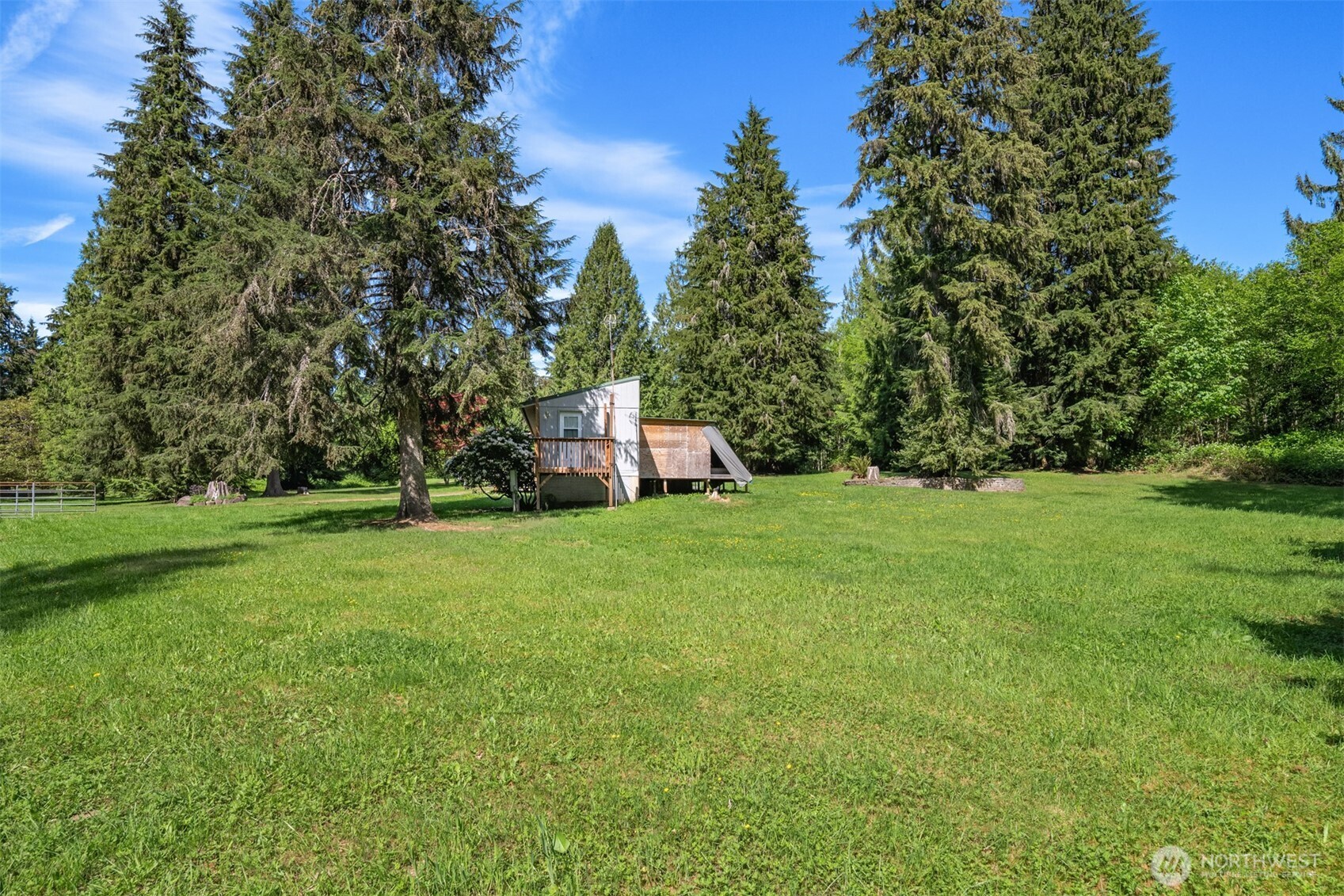 property viewer photo 15