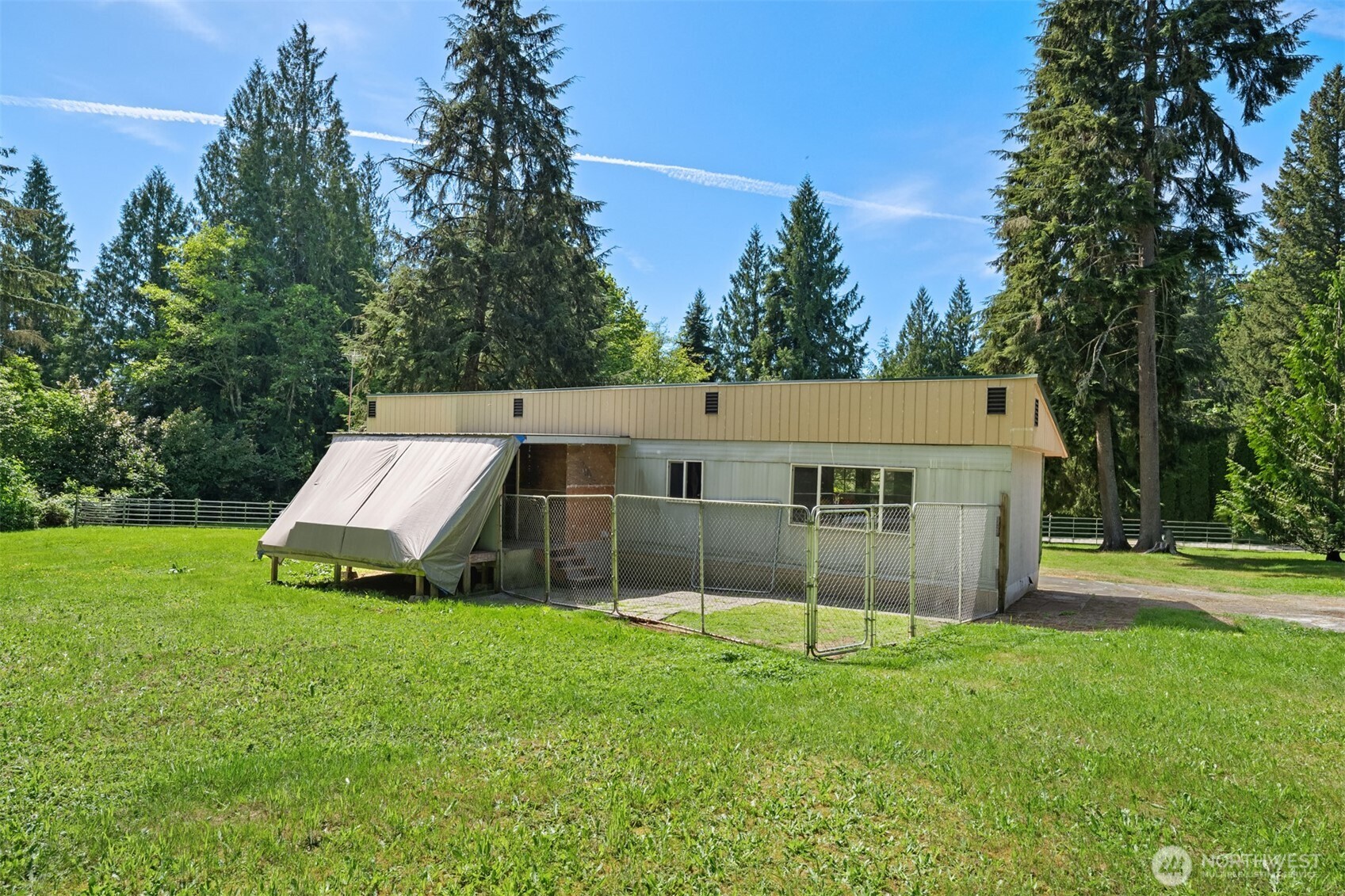 property viewer photo 20