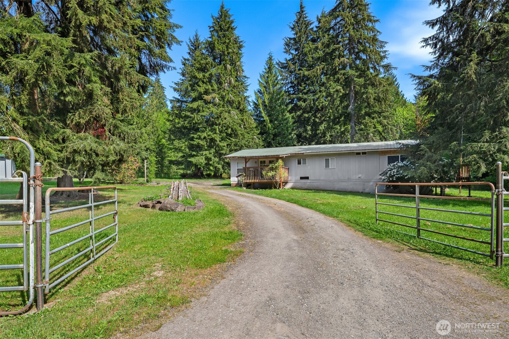 property viewer photo 23