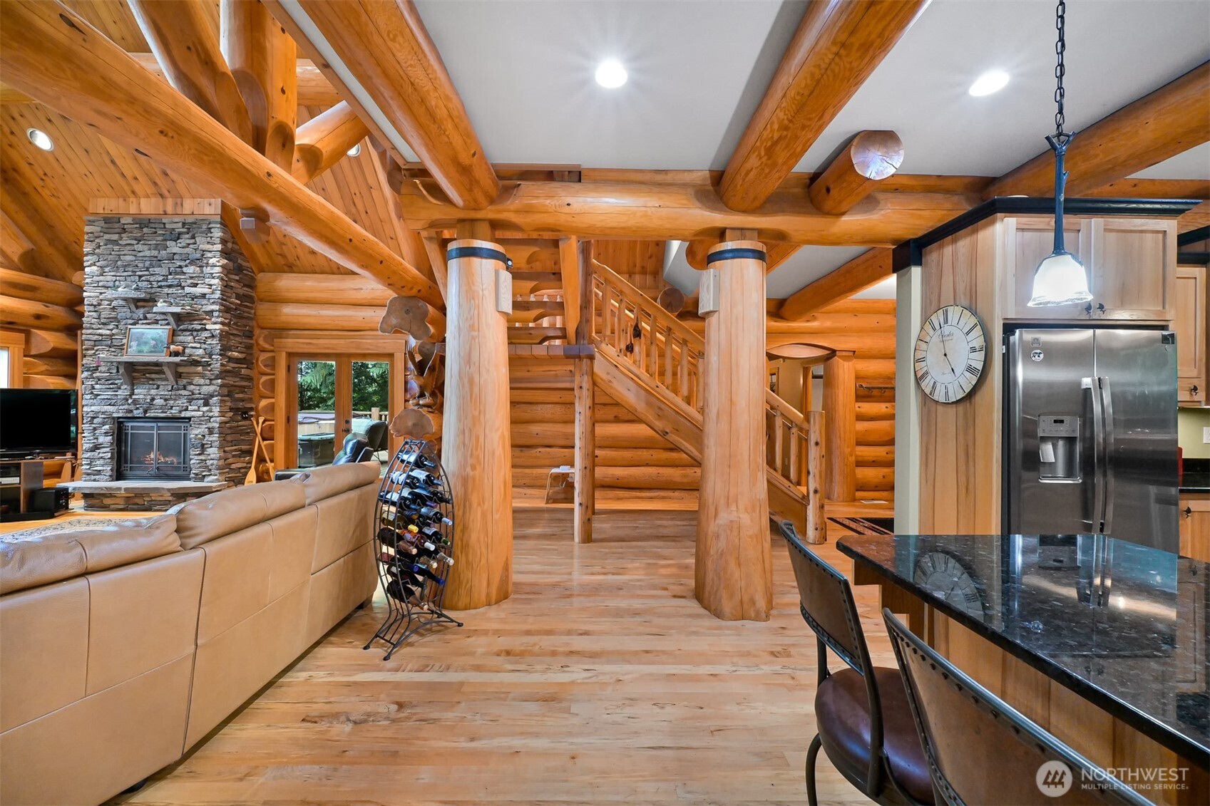 main property photo 12