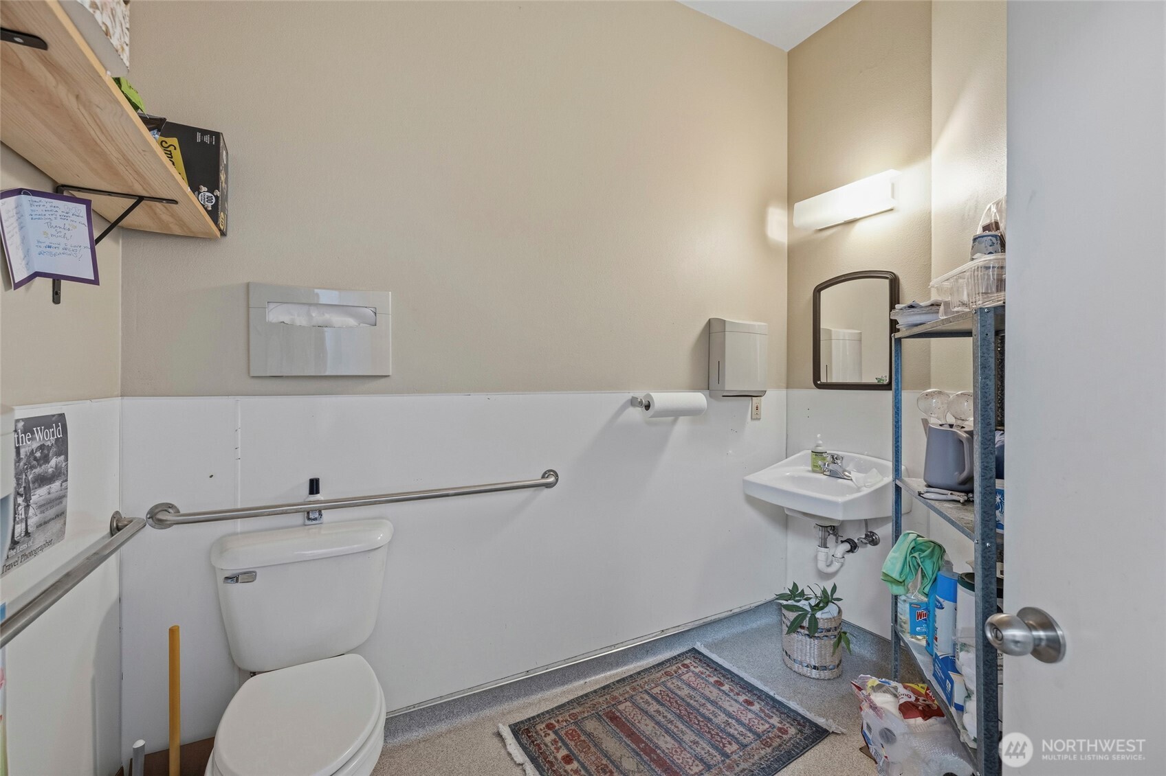 main property photo 17