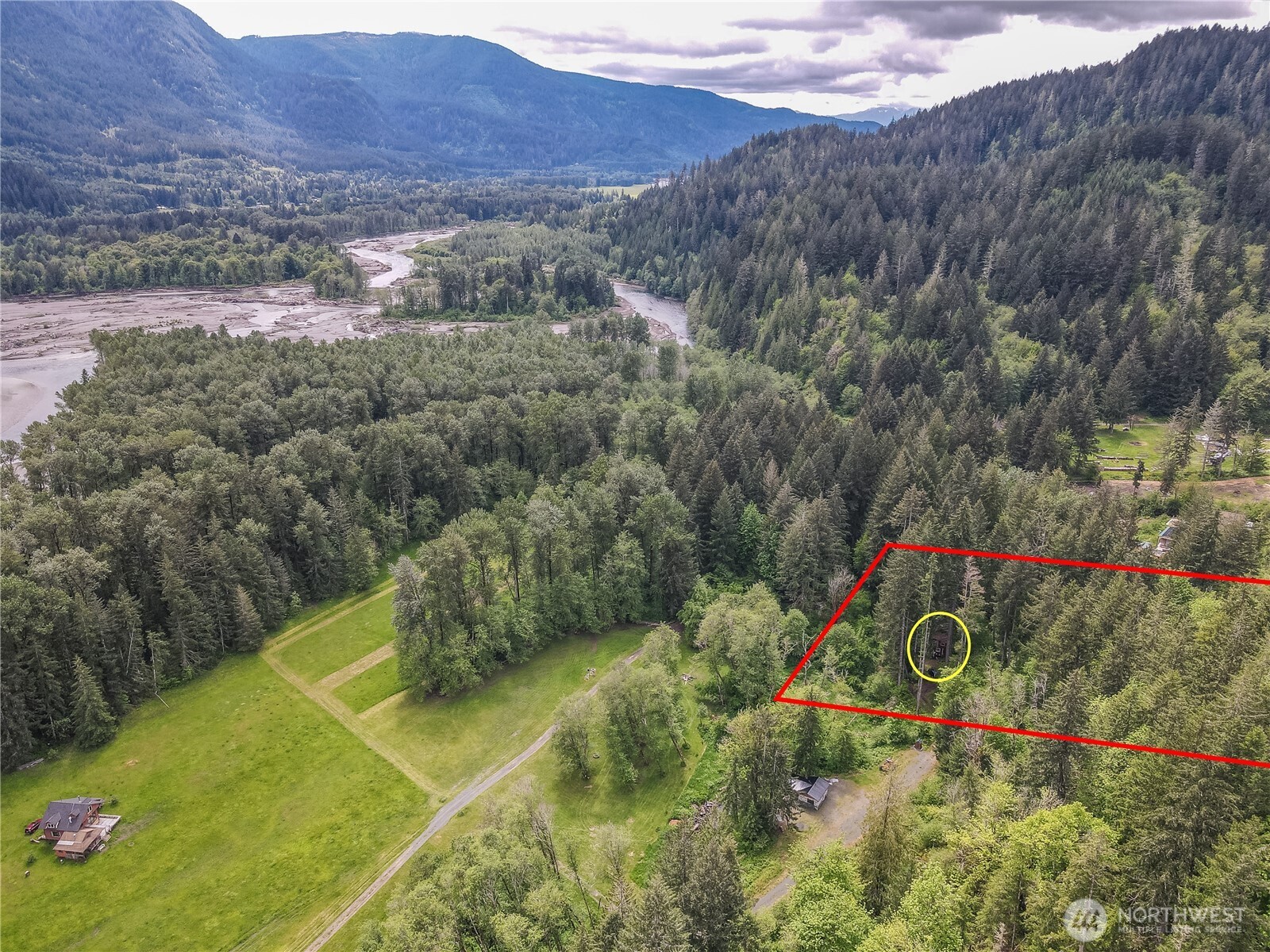 main property photo 14