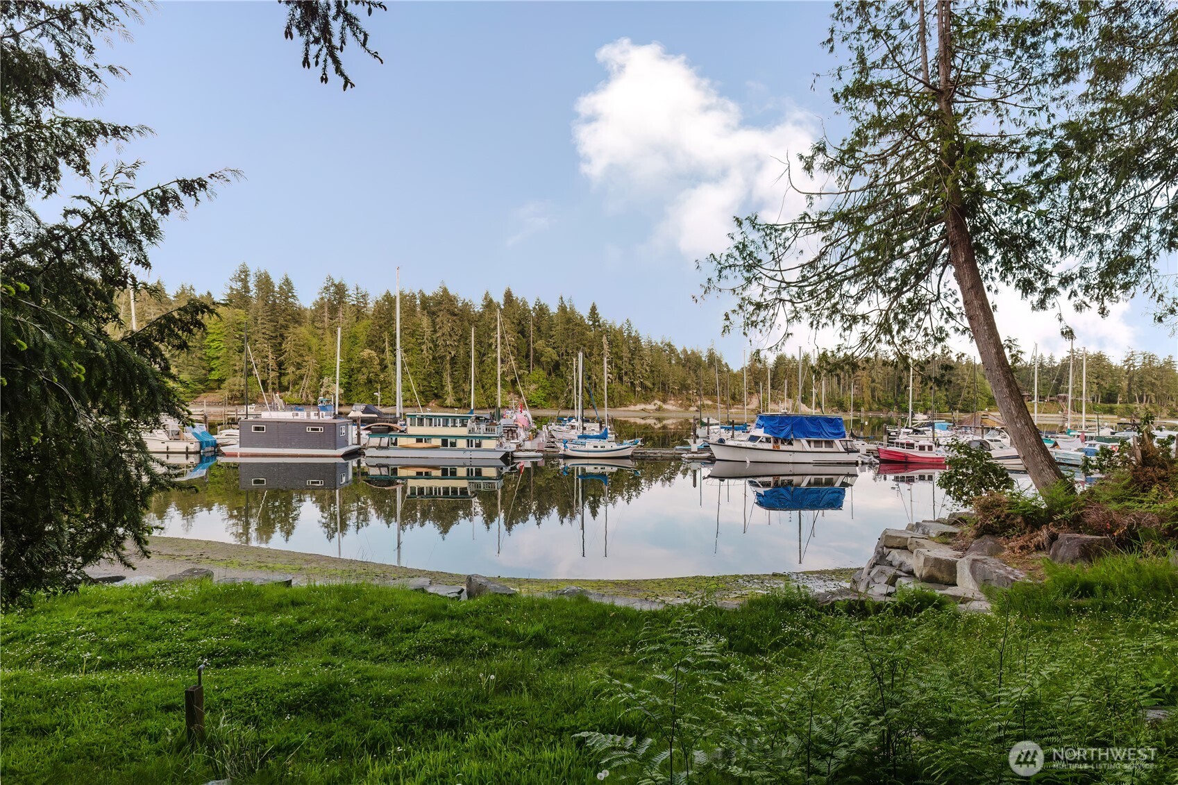 main property photo 34