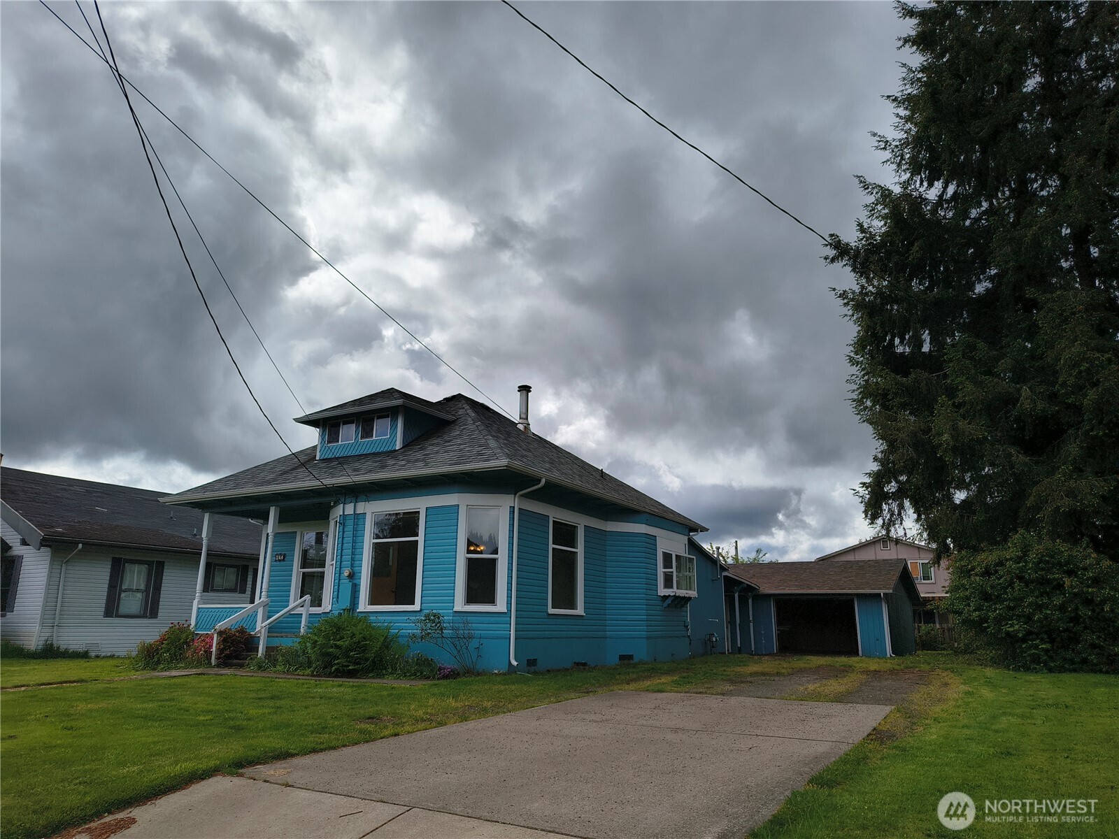 main property photo 4
