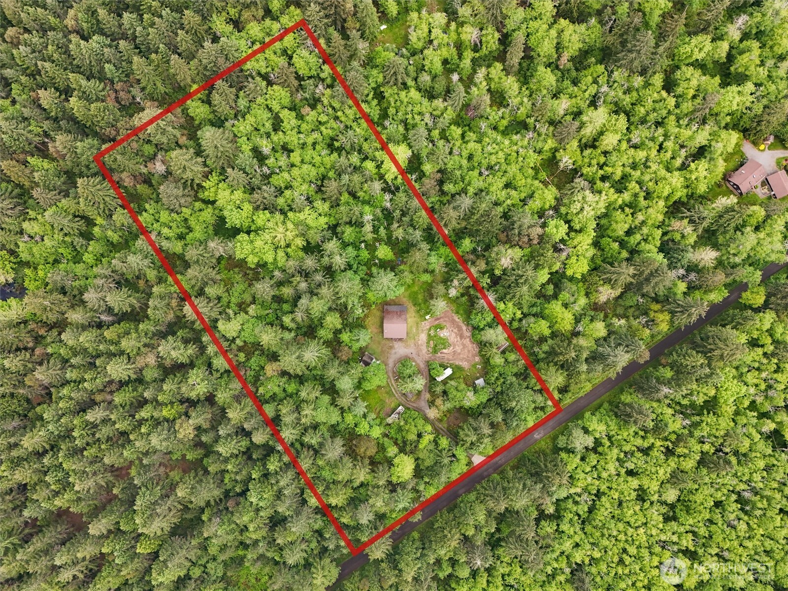 main property photo 5