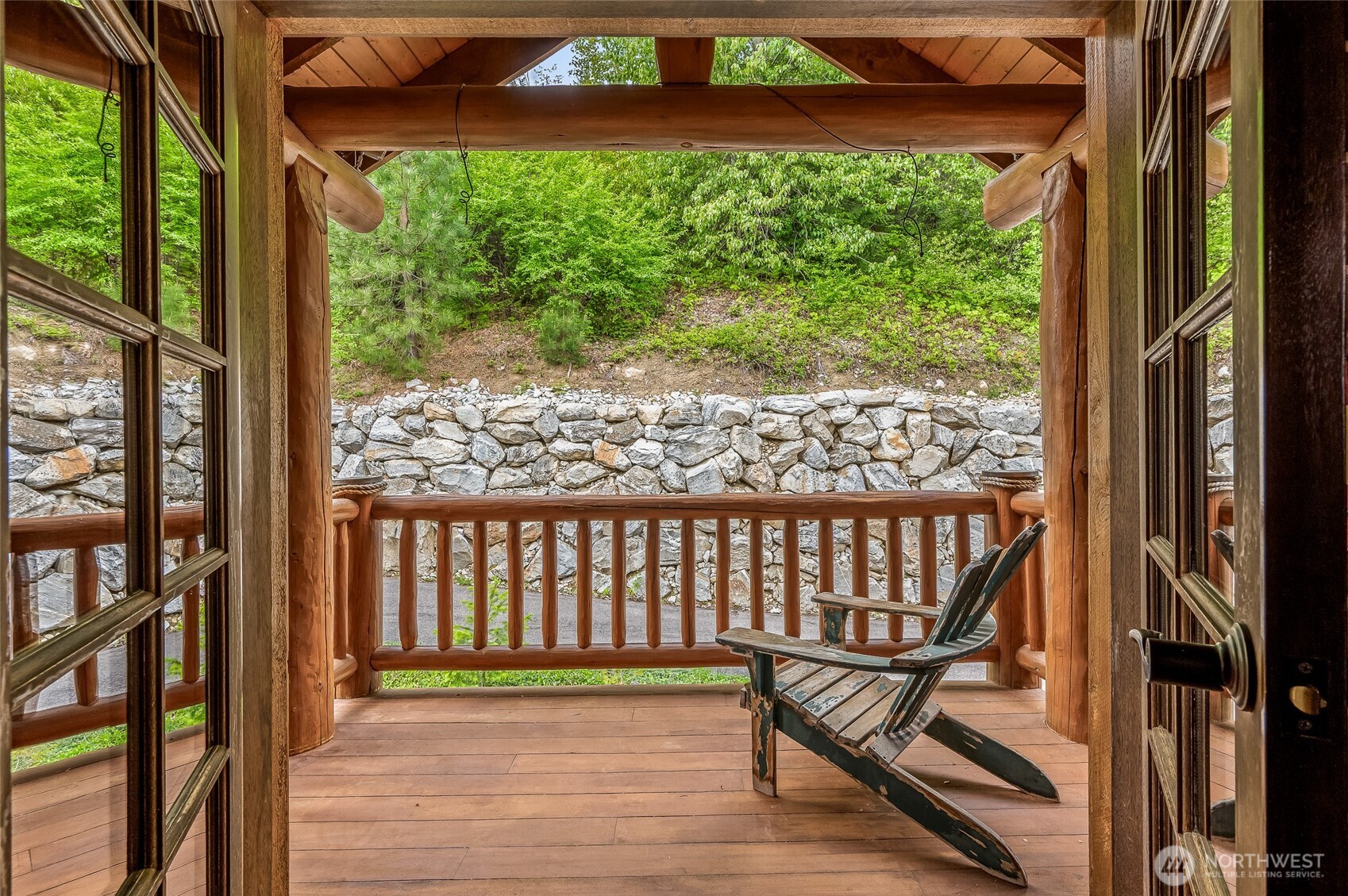 main property photo 22