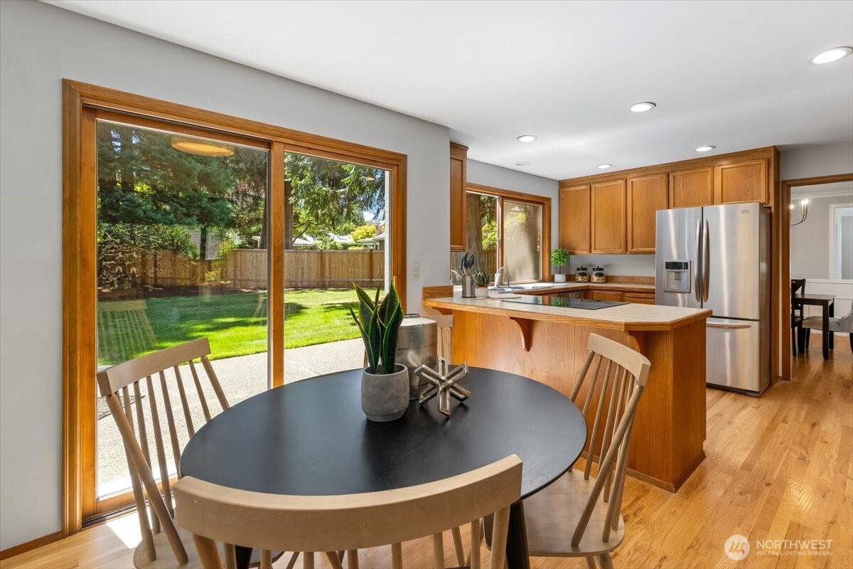 property viewer photo 16