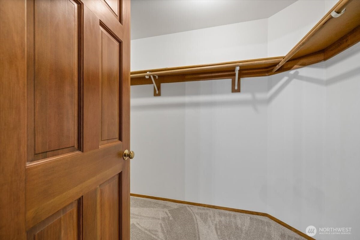 property viewer photo 25