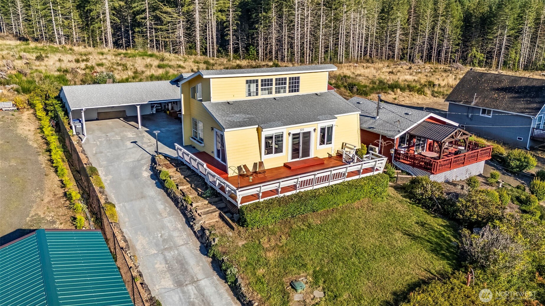 main property photo 2