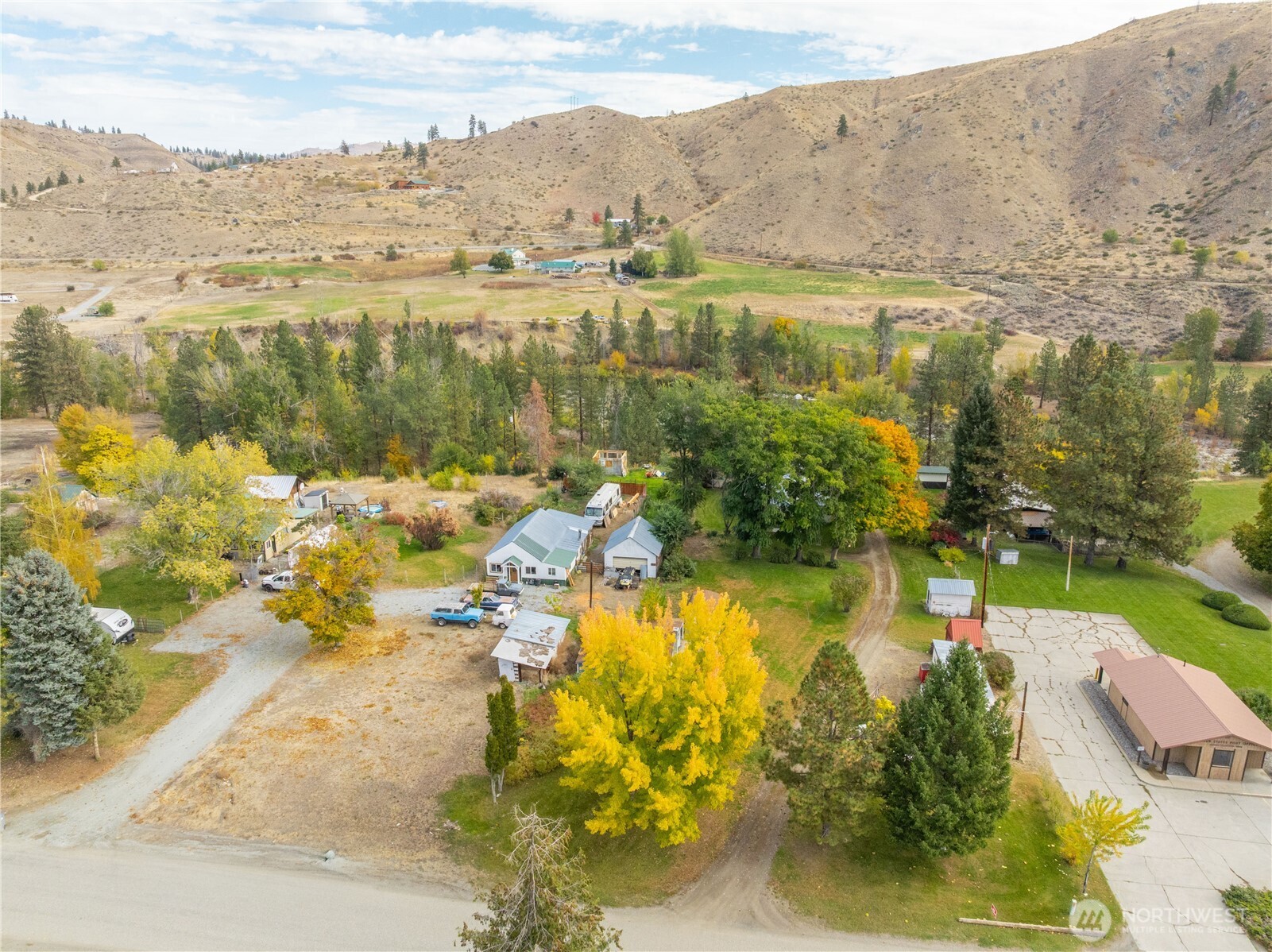 main property photo 18