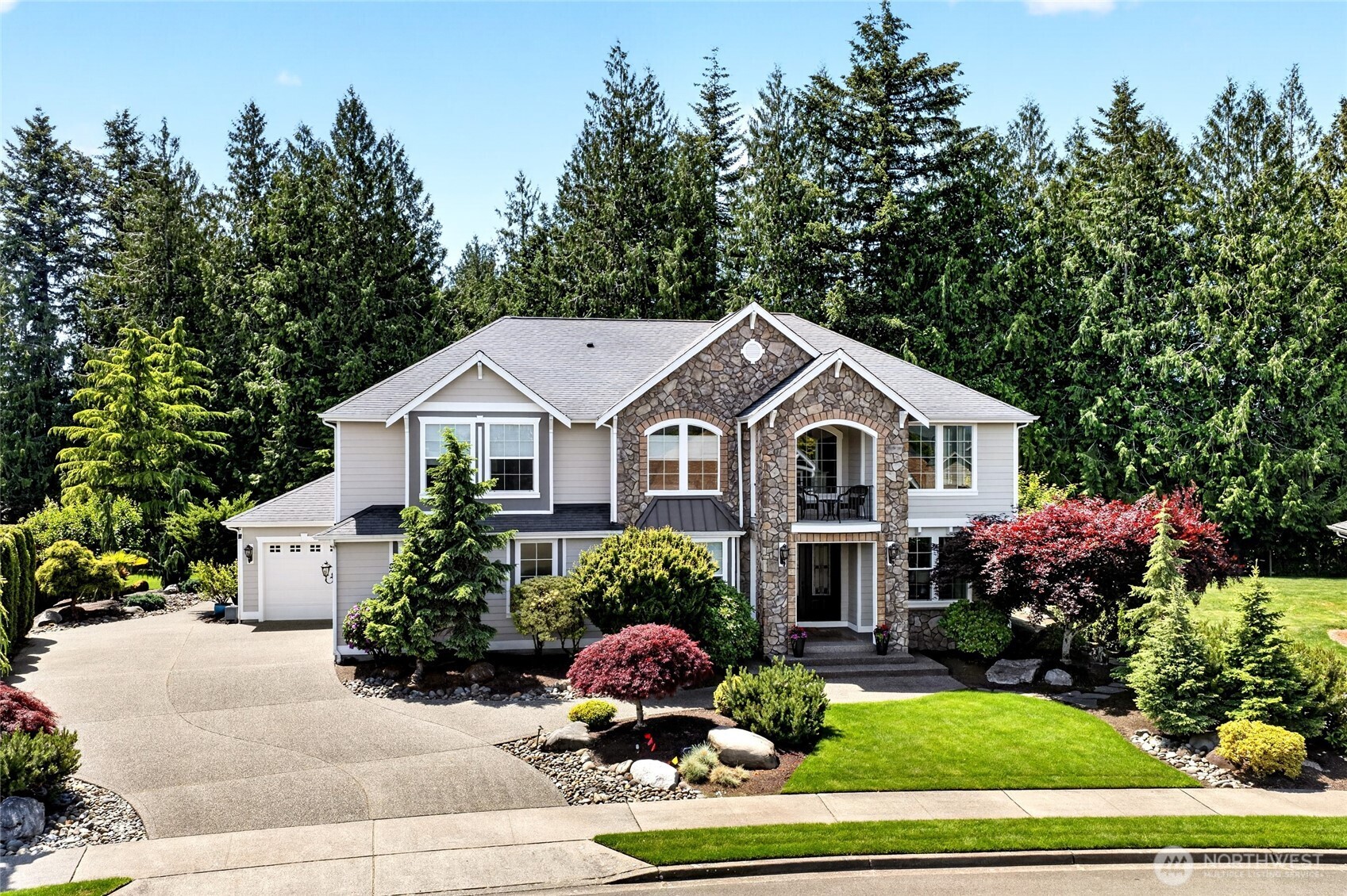 main property photo 0