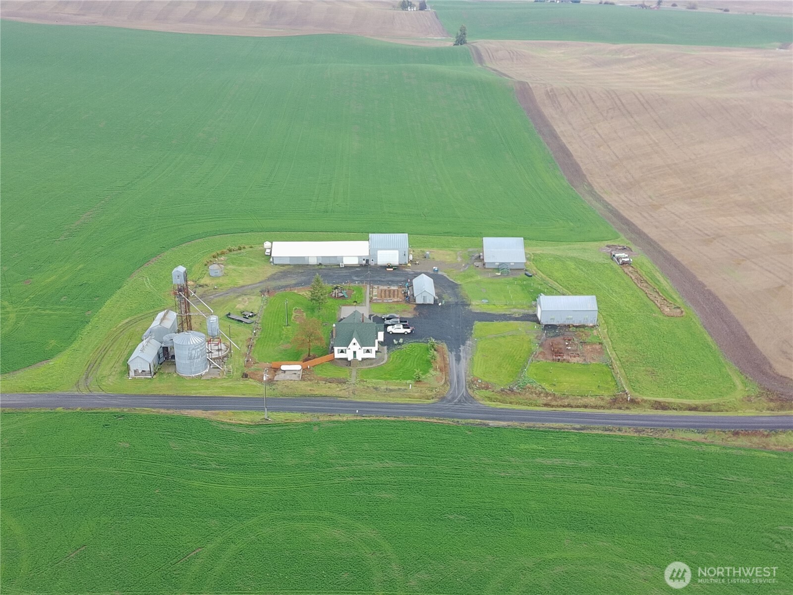 main property photo 22