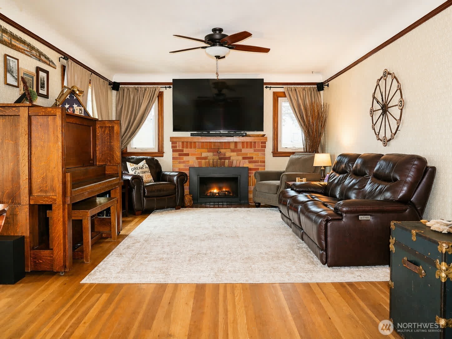 main property photo 7