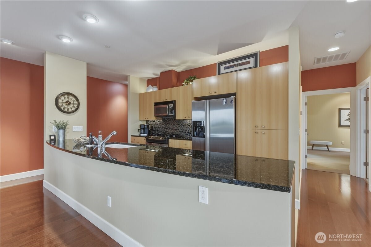 property viewer photo 11