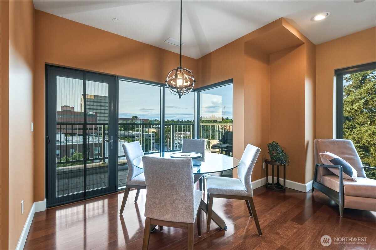 property viewer photo 16