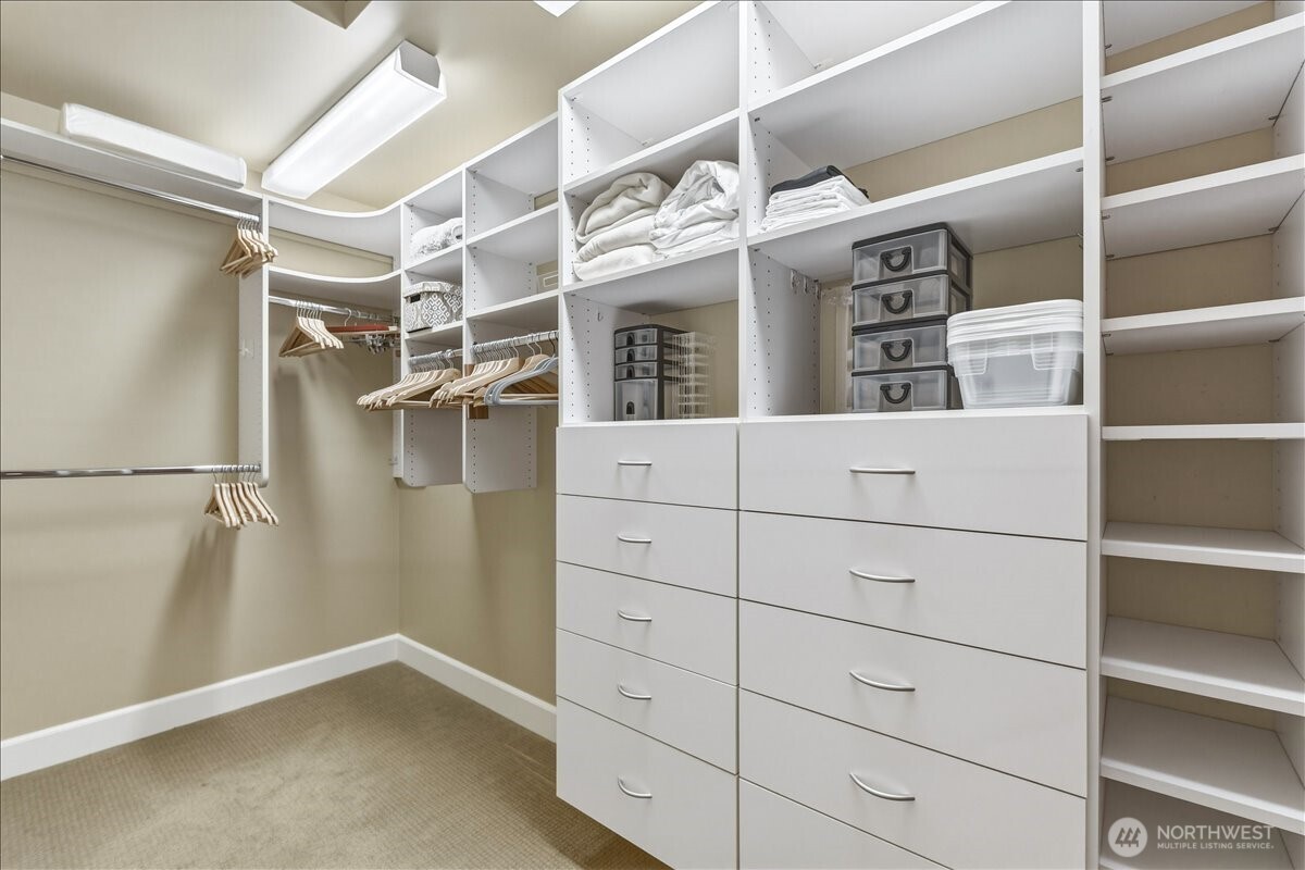 property viewer photo 23