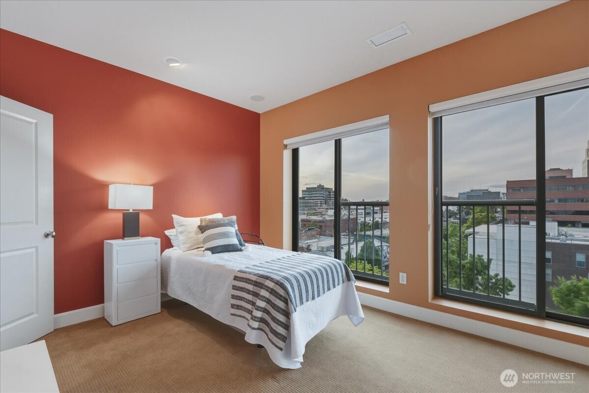 property viewer photo 24