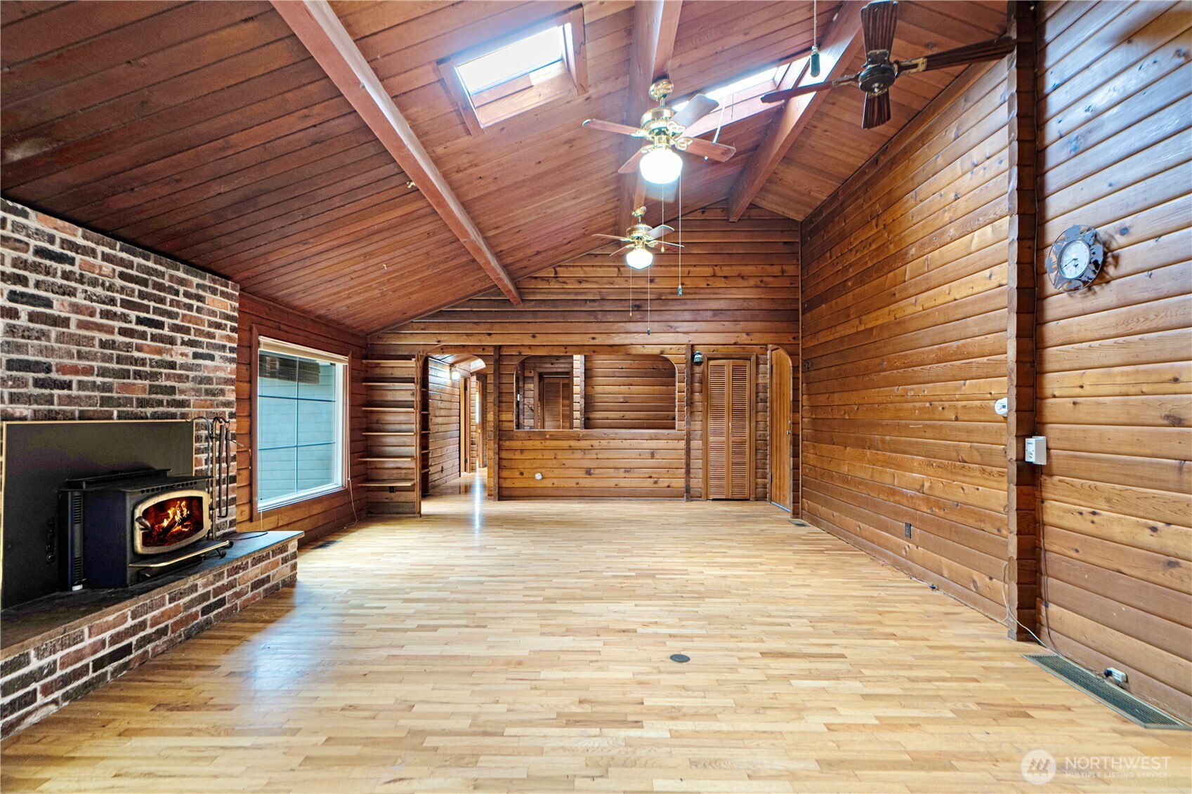 property viewer photo 24