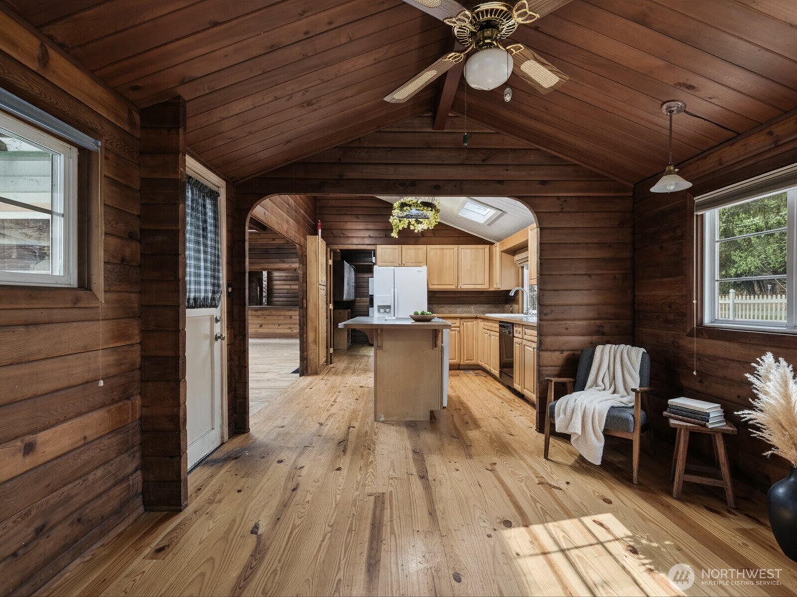 property viewer photo 30