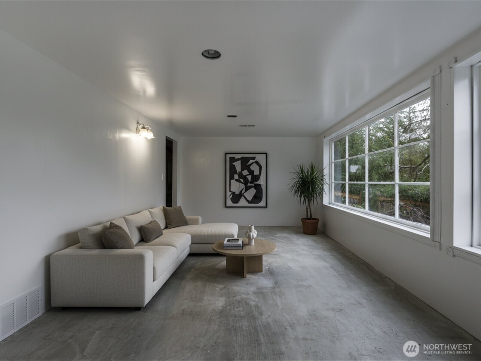 property viewer photo 35