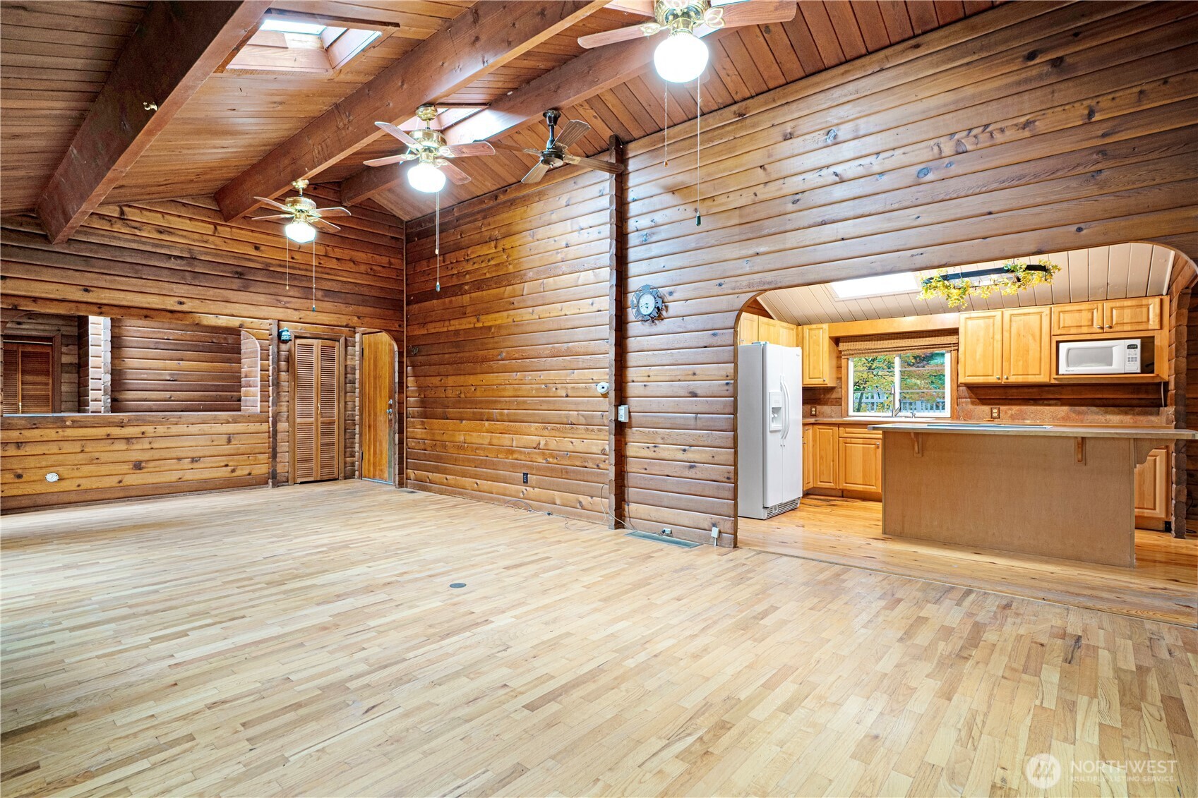 property viewer photo 5