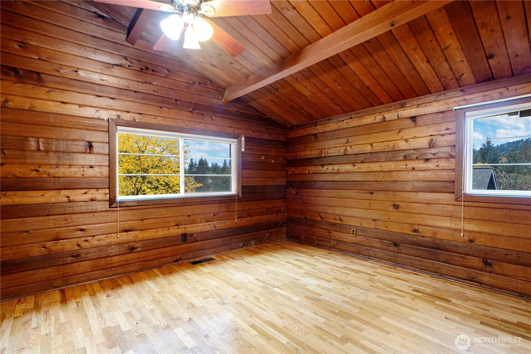 property viewer photo 8