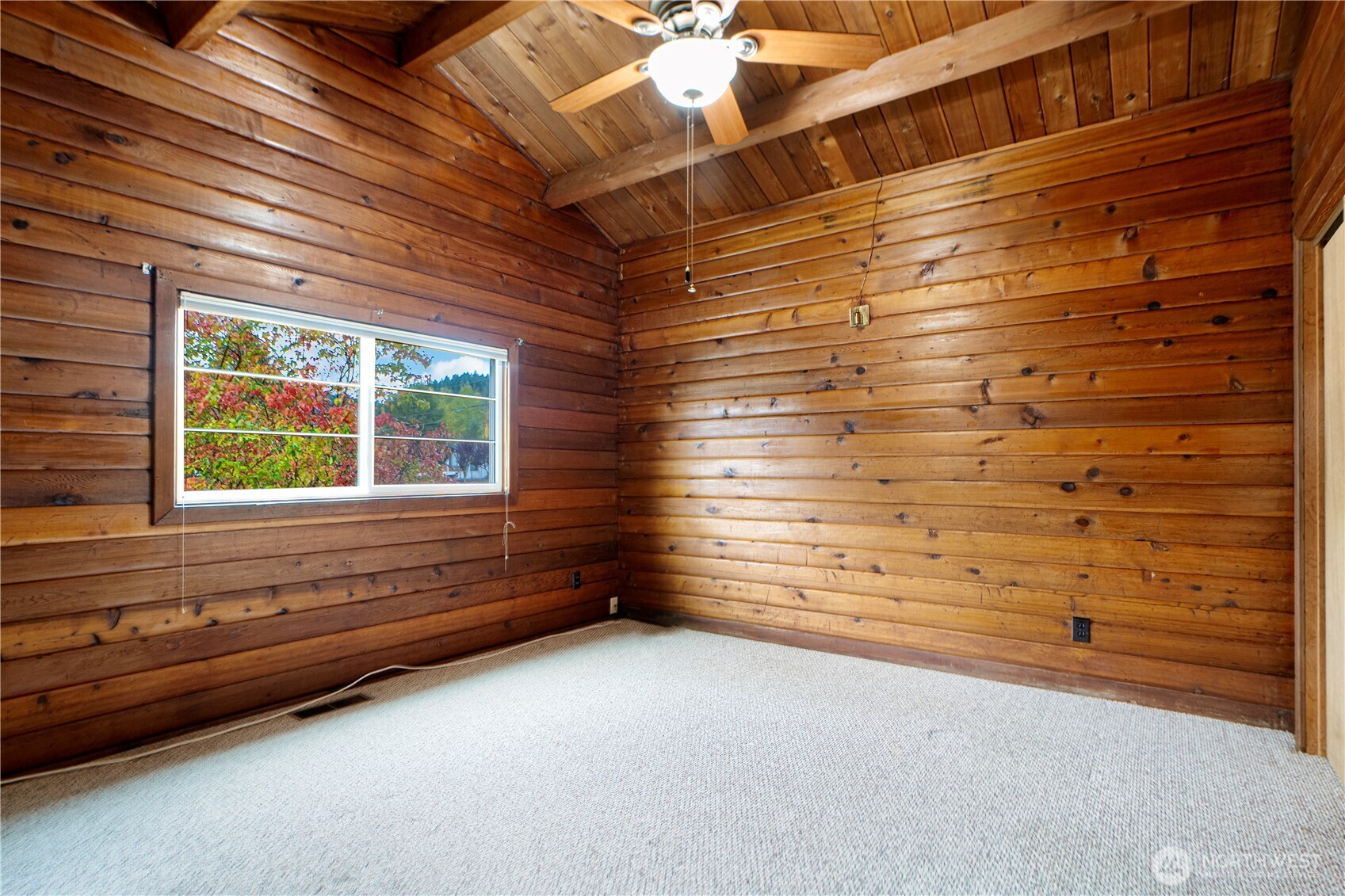 property viewer photo 9