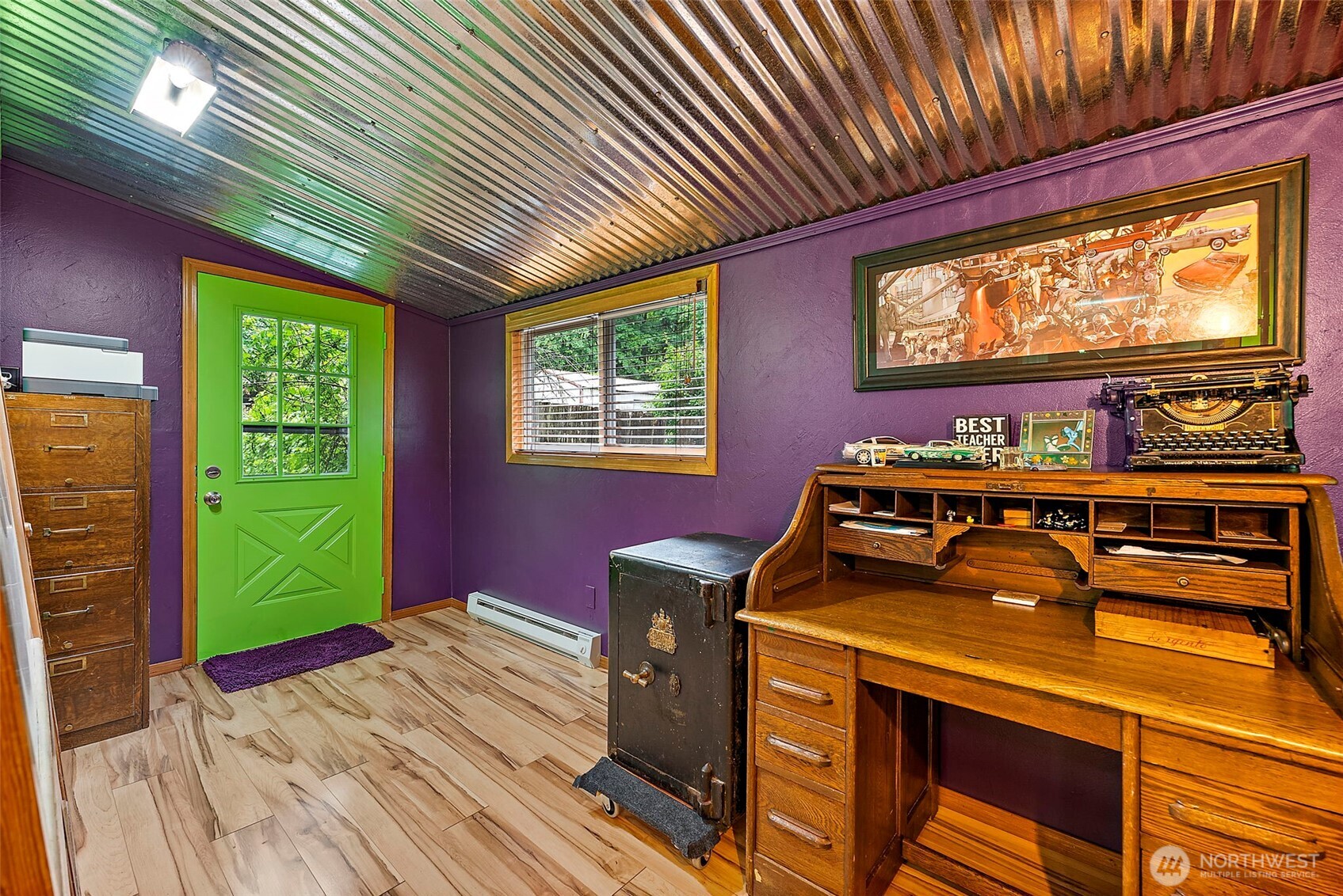 main property photo 28