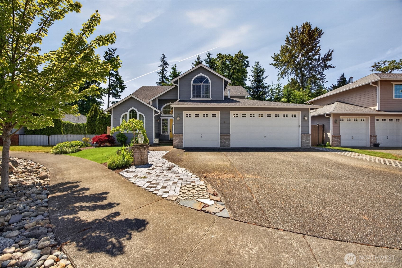 main property photo 0