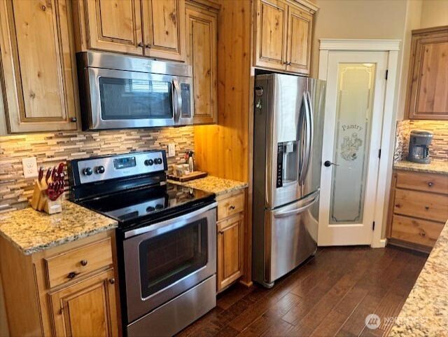 main property photo 8