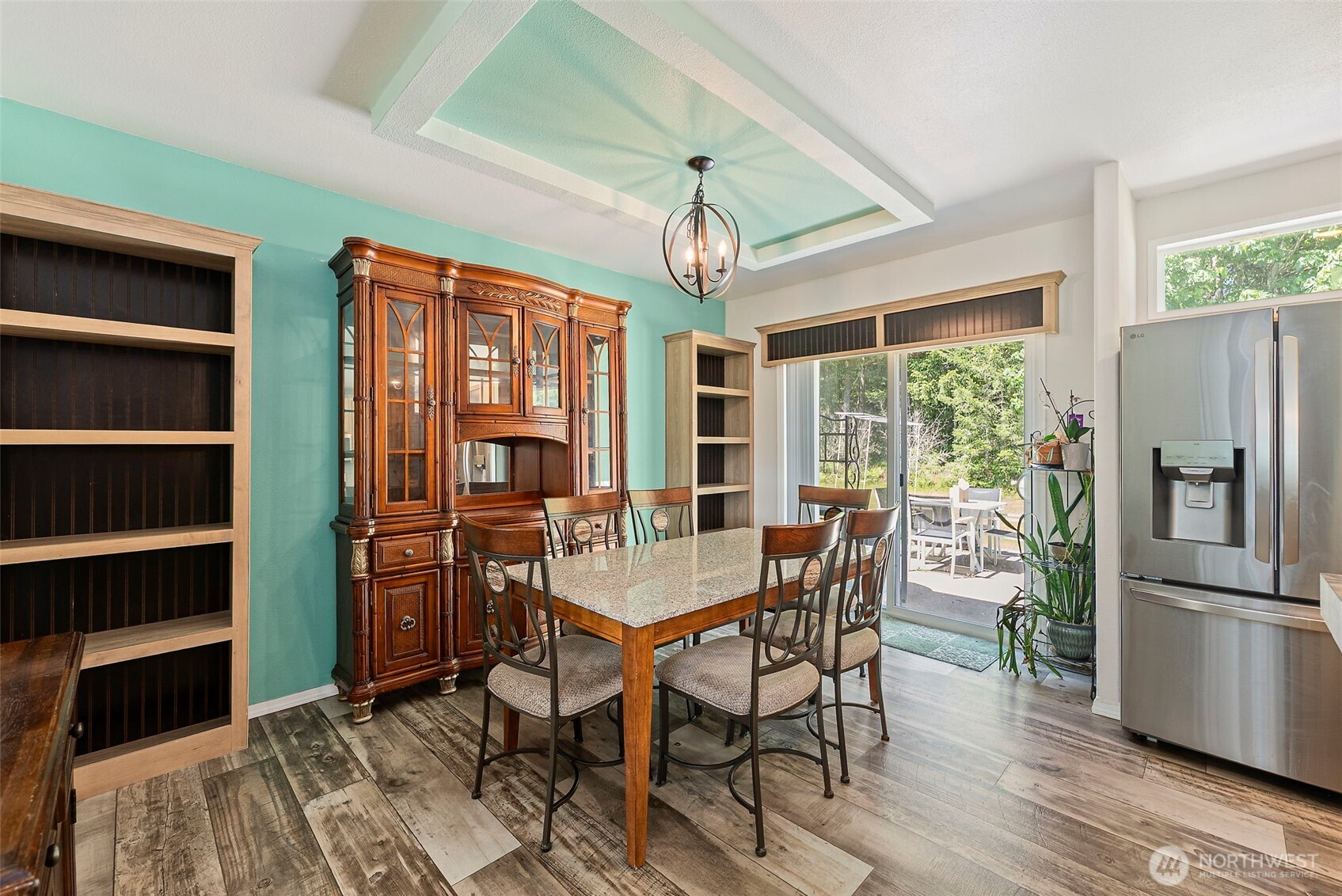 main property photo 13