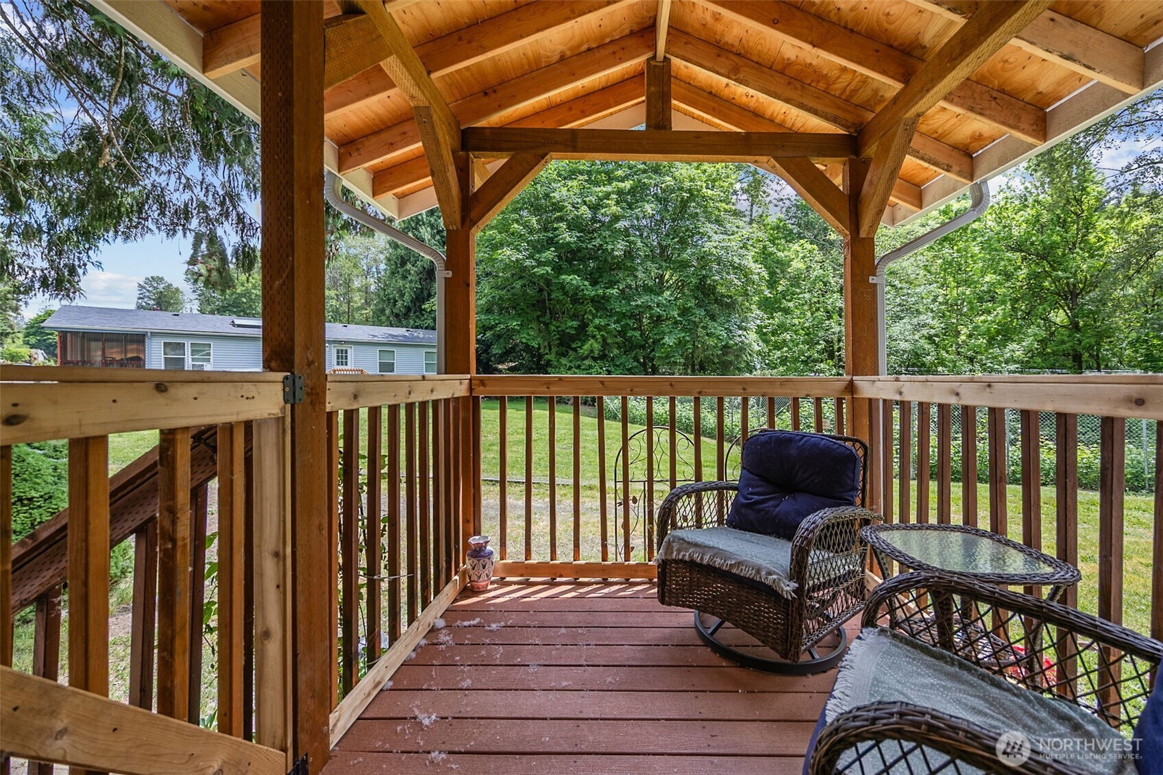 property viewer photo 1