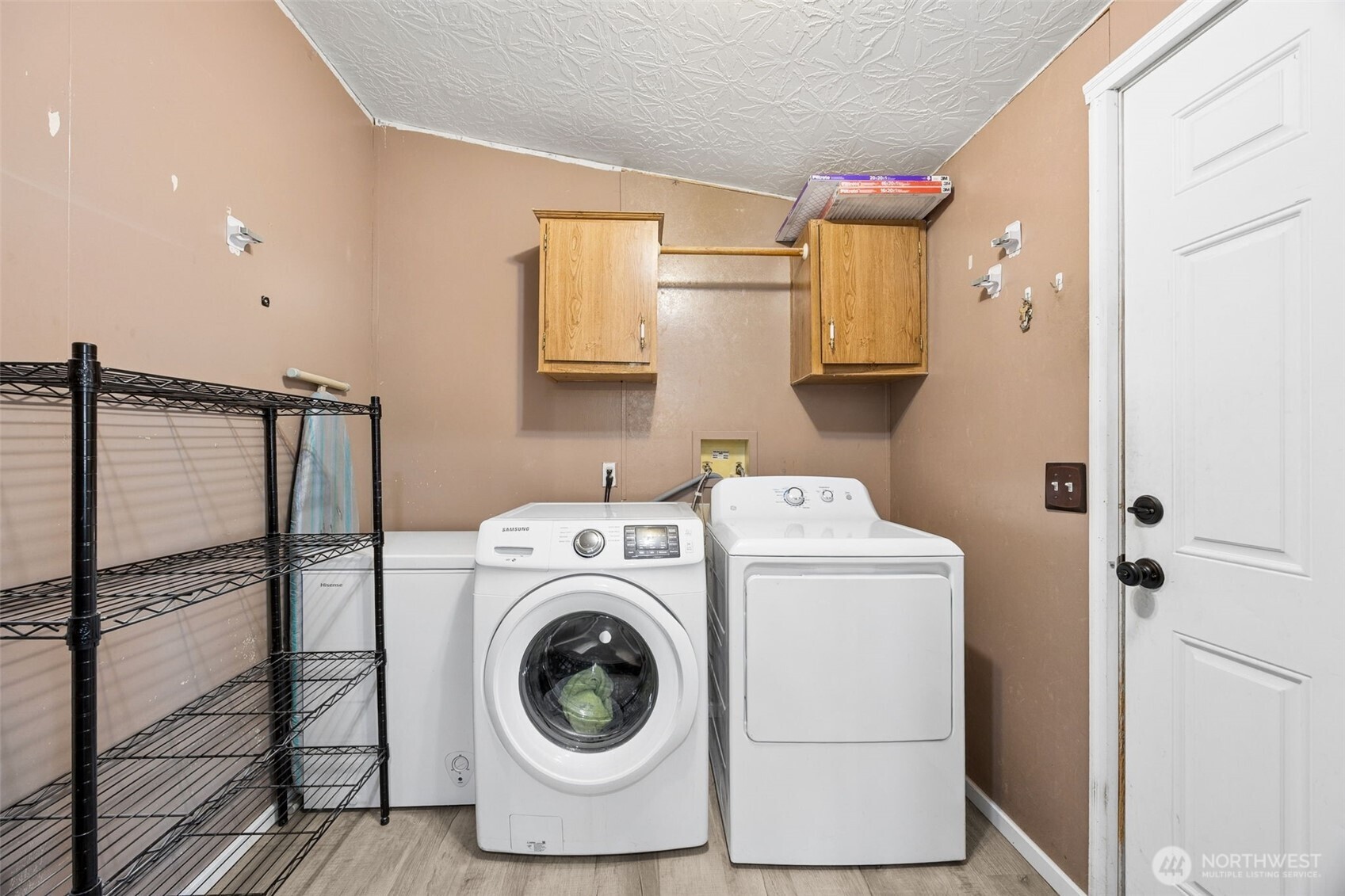 property viewer photo 15