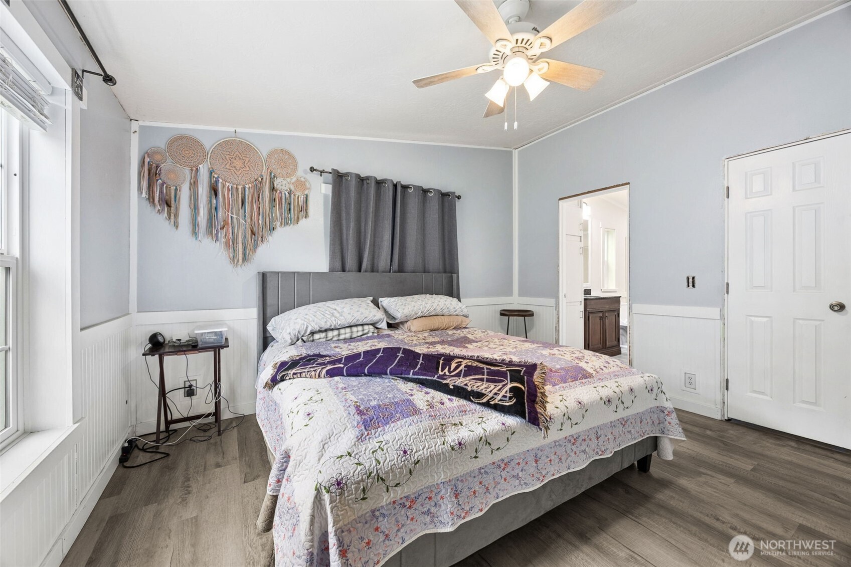 property viewer photo 7
