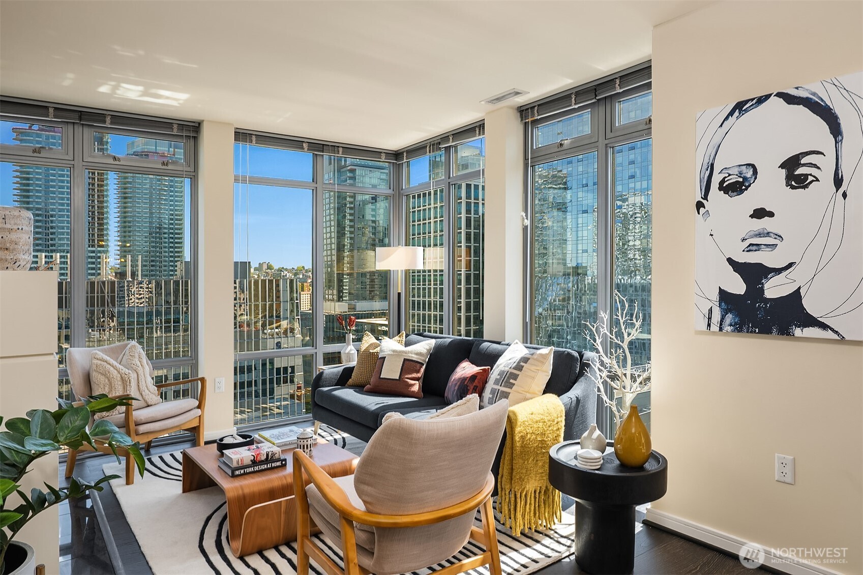 property viewer photo 1