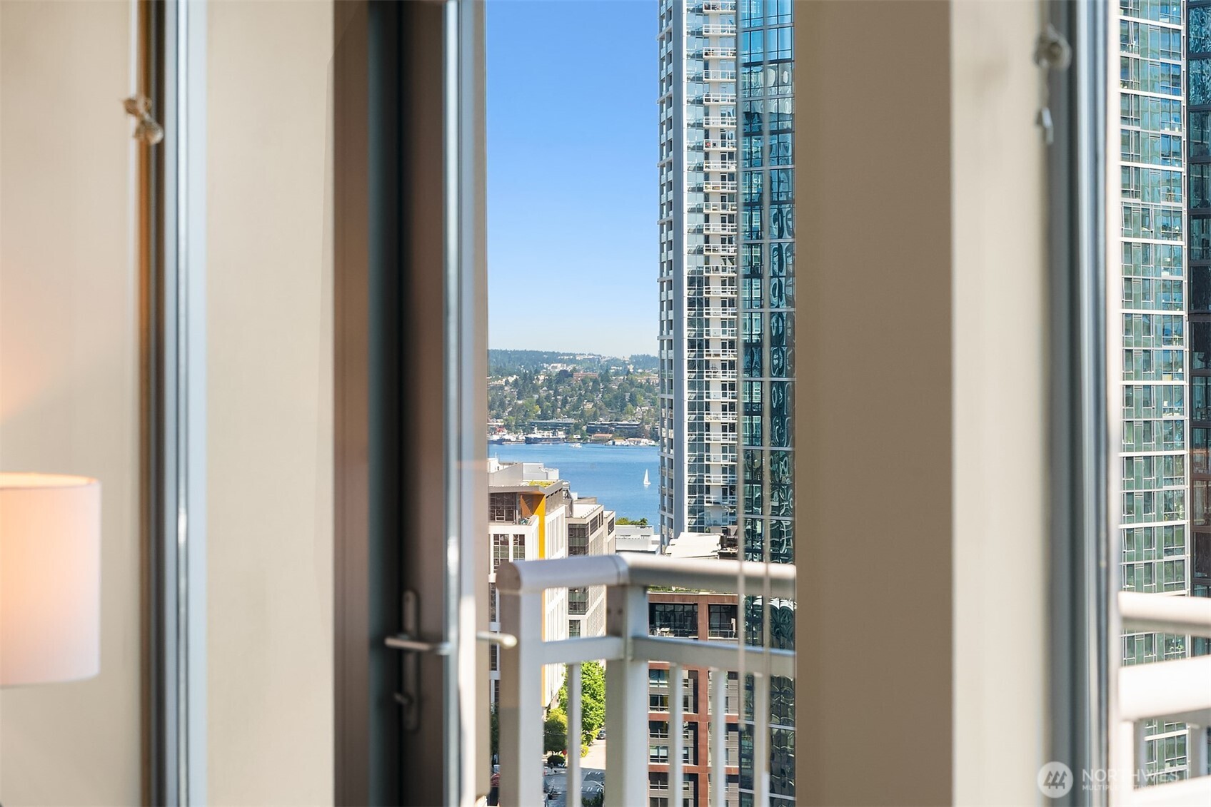 property viewer photo 11