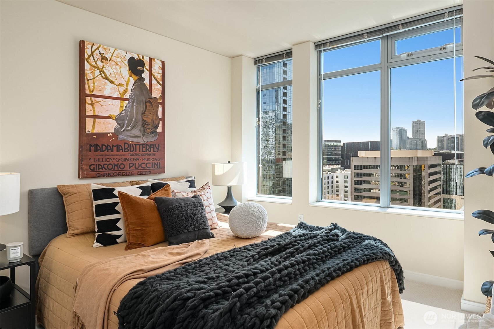 property viewer photo 14