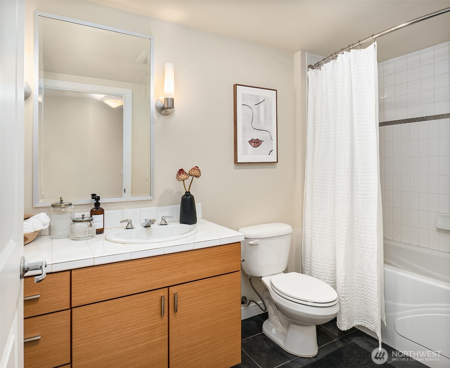 property viewer photo 15