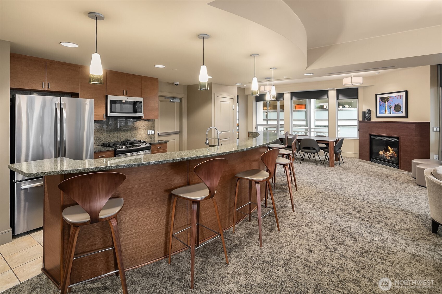 property viewer photo 19