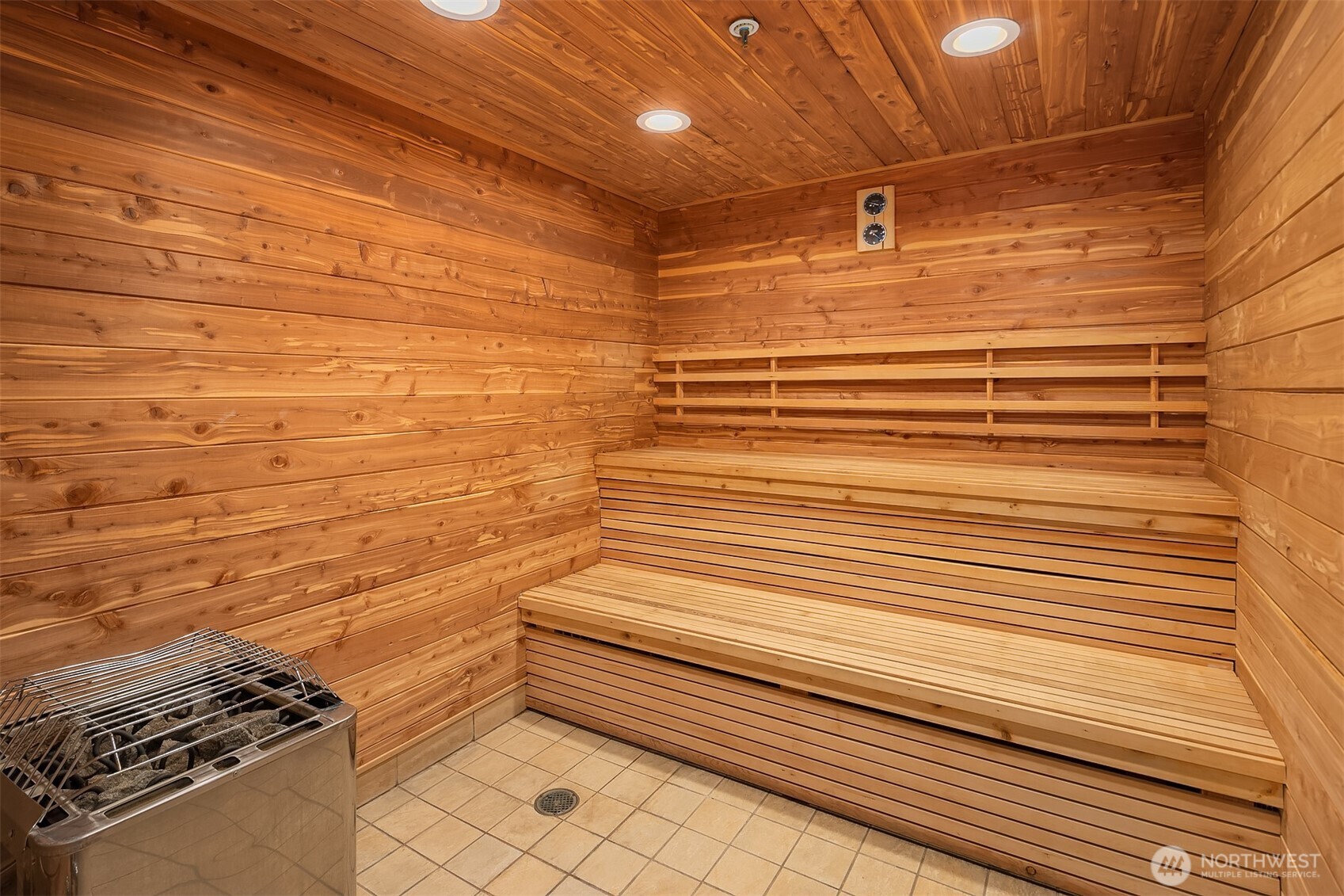 property viewer photo 21