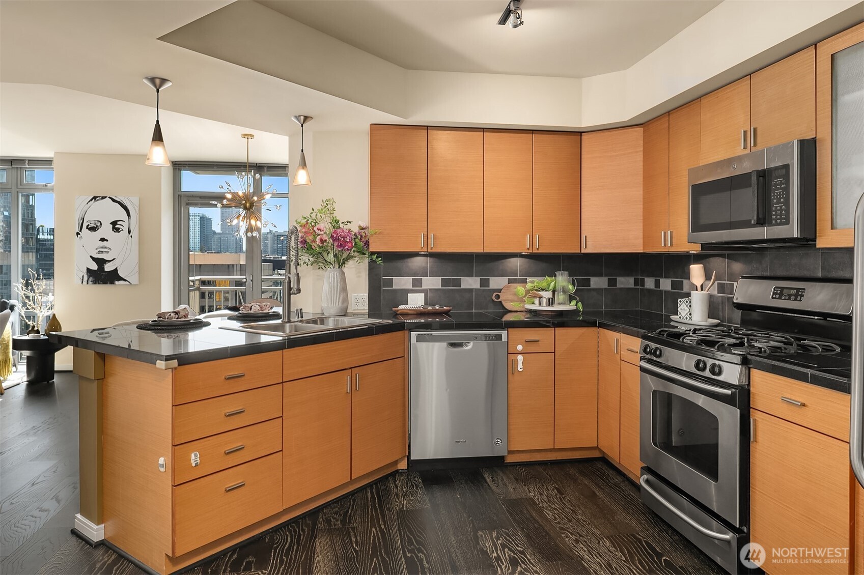 property viewer photo 8